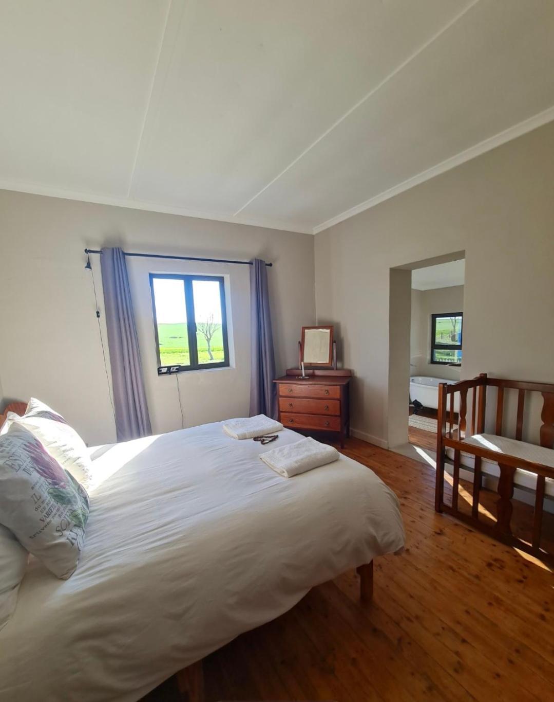 Die Blouhuis Farmhouse Retreat With A Hot Tub Cloeteskraal Eksteriør billede